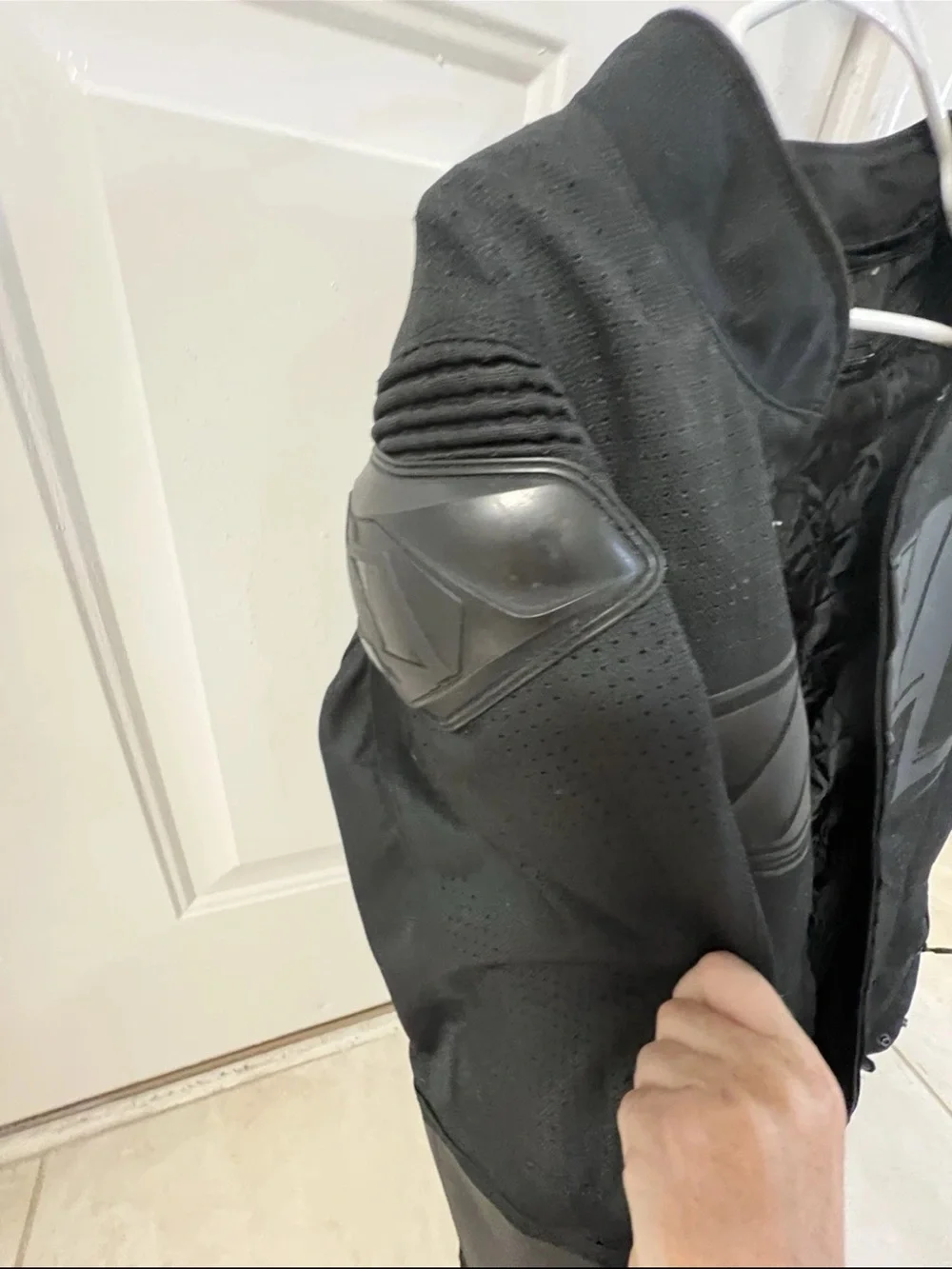 ICON zipper broken